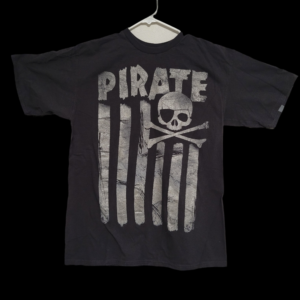 PIRATE T-SHIRT